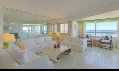 APARTAMENTO EN PUNTA DEL ESTE , PENINSULA
