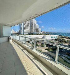 Hermoso apartamento en venta, playa mansa