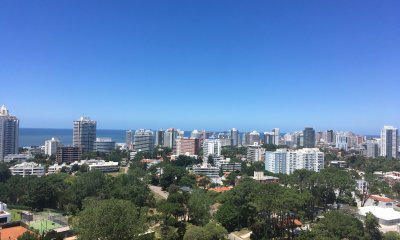 Piso alto a estrenar, espectacular vista!