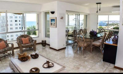 Venta Apartamento en Punta del Este , Playa Mansa, 3 dormitorios