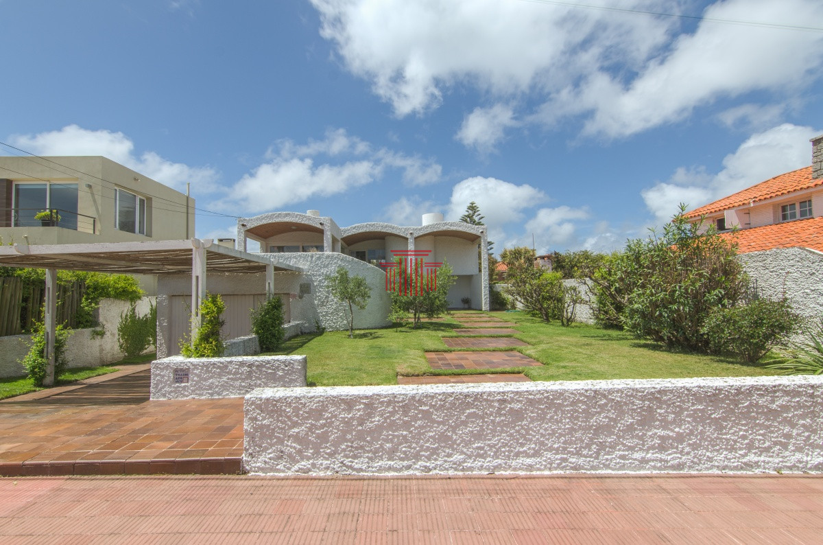 Casa ID.11923 - Casa en venta península, Punta del Este