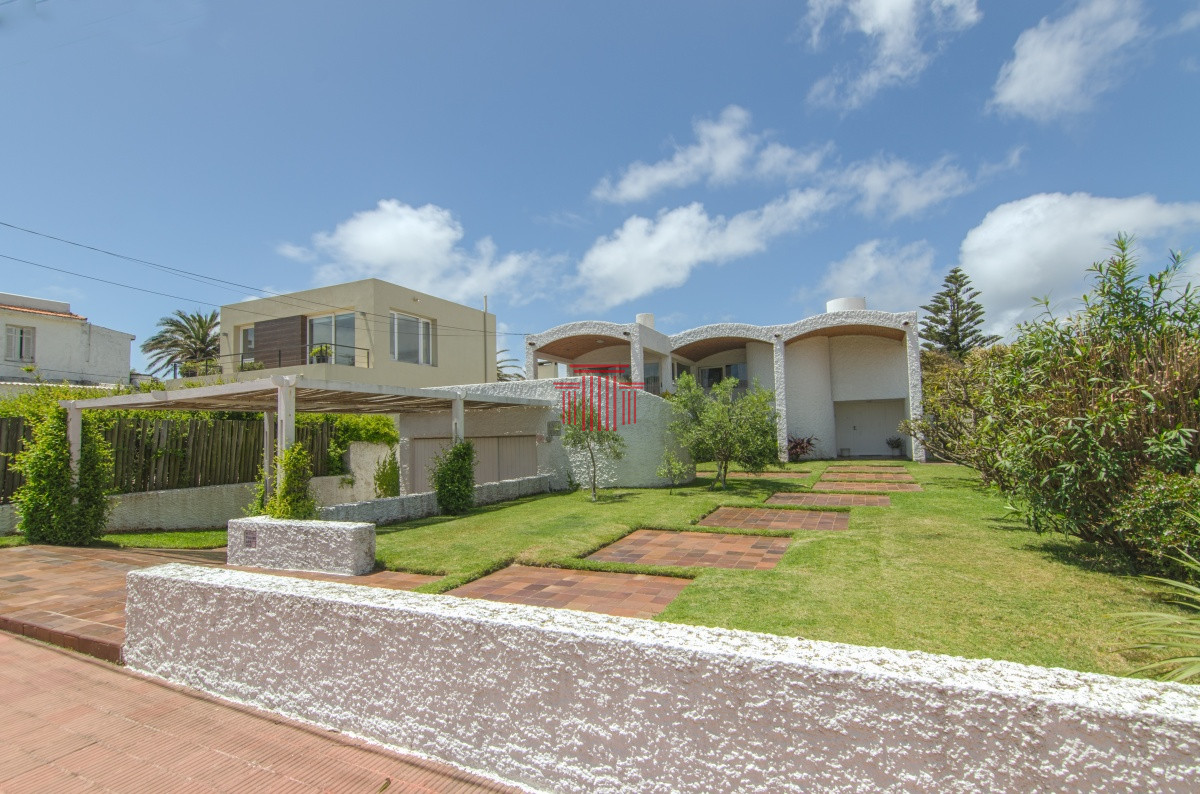 Casa ID.11923 - Casa en venta península, Punta del Este