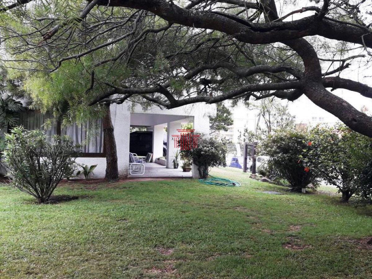 Casa en Punta Del Este ,playa mansa. - DYT11881C