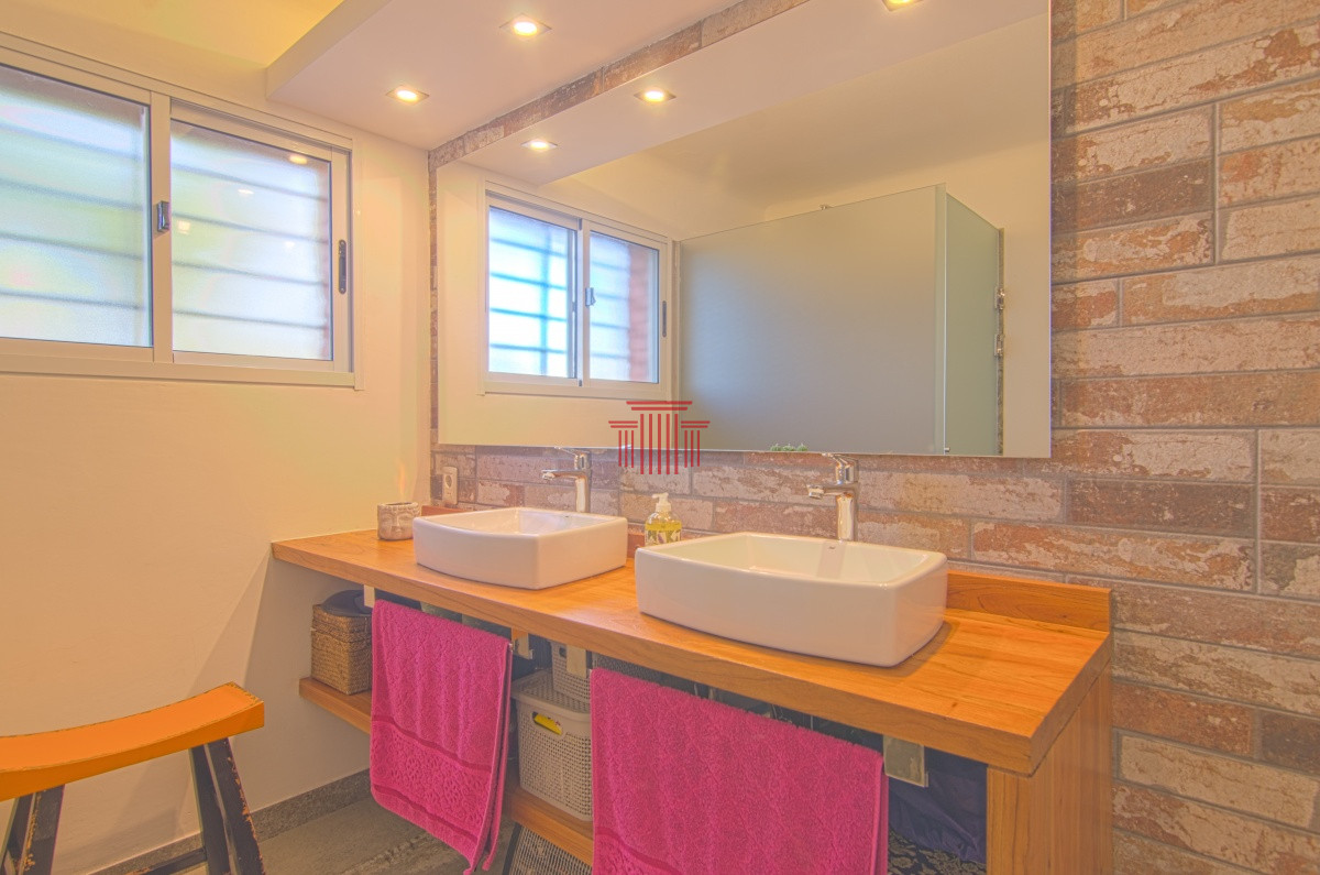 Casa ID.11026 - Casa en Punta del Este , Peninsula a Mtrs del Puerto 