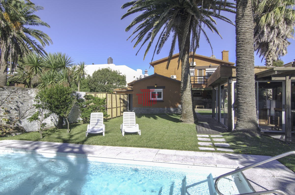 Casa ID.11026 - Casa en Punta del Este , Peninsula a Mtrs del Puerto 