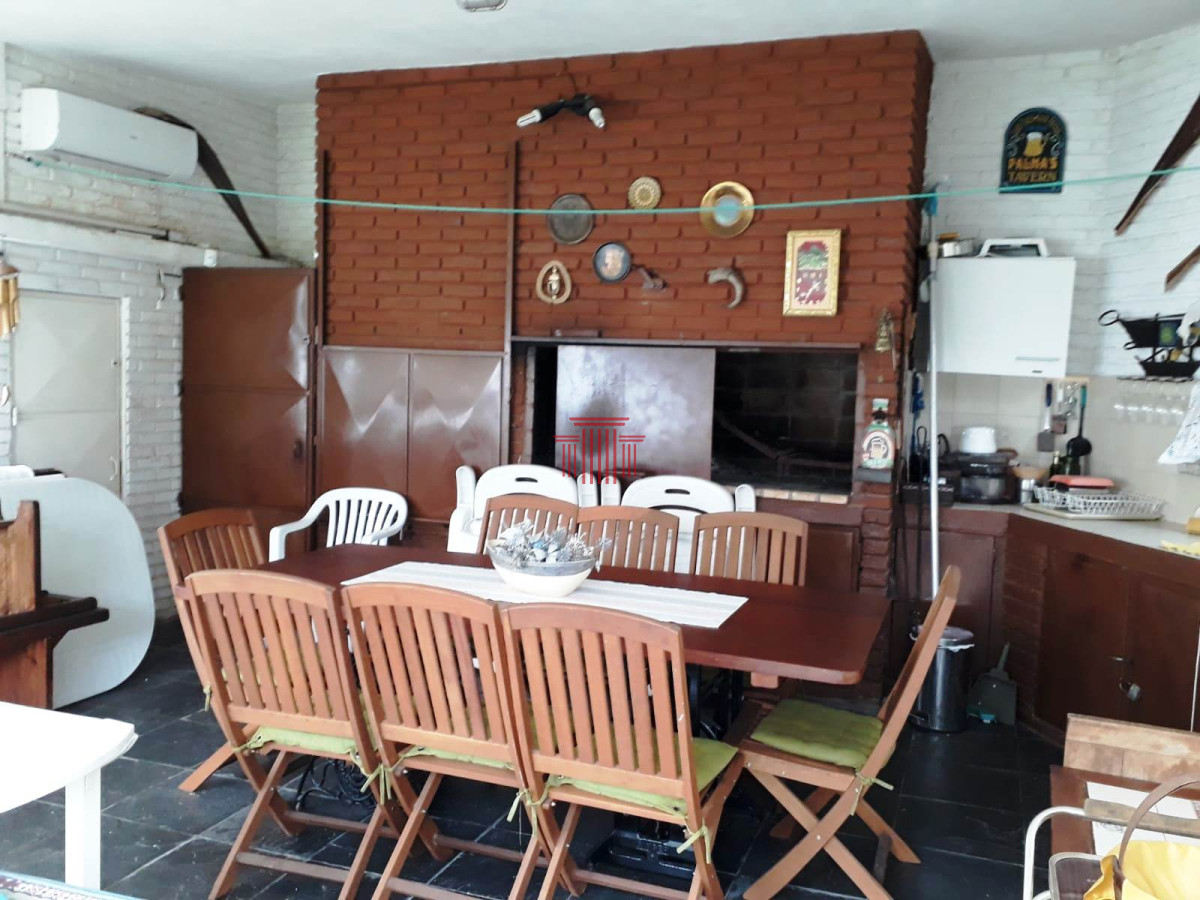 Casa ID.13235 - Casa en venta, Cantegril Punta del Este