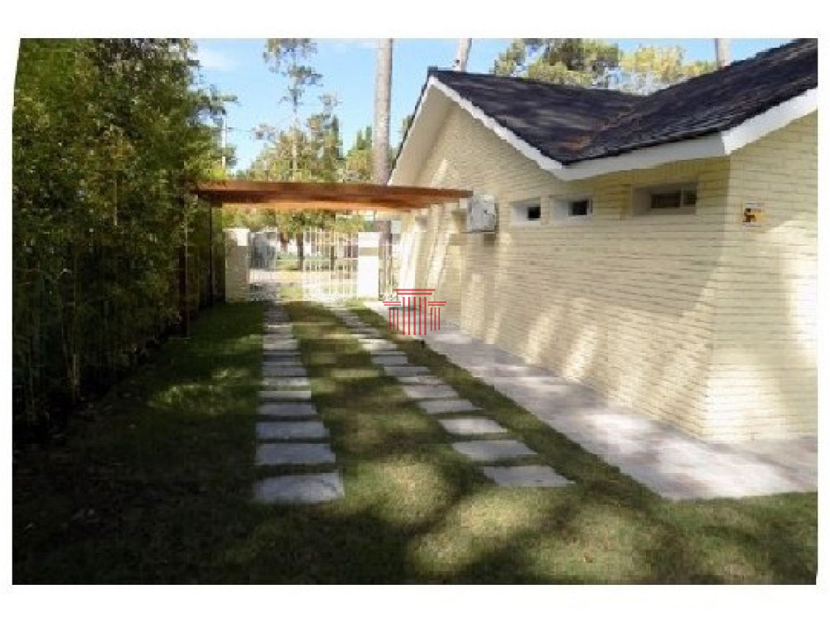 Casa ID.11992 - Alquiler de temporada, playa mansa, Punta del Este