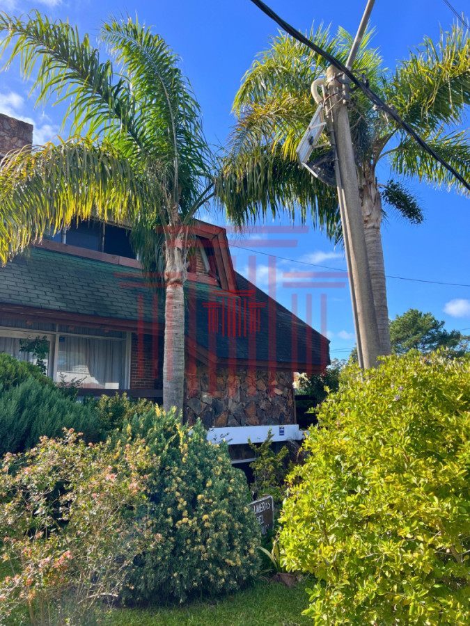 Casa en Playa Mansa - DYT14068C