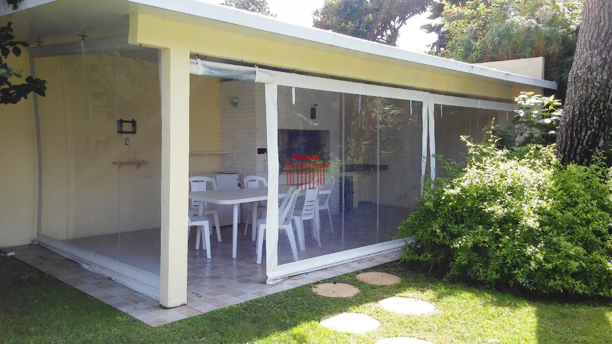 Casa ID.11992 - Alquiler de temporada, playa mansa, Punta del Este