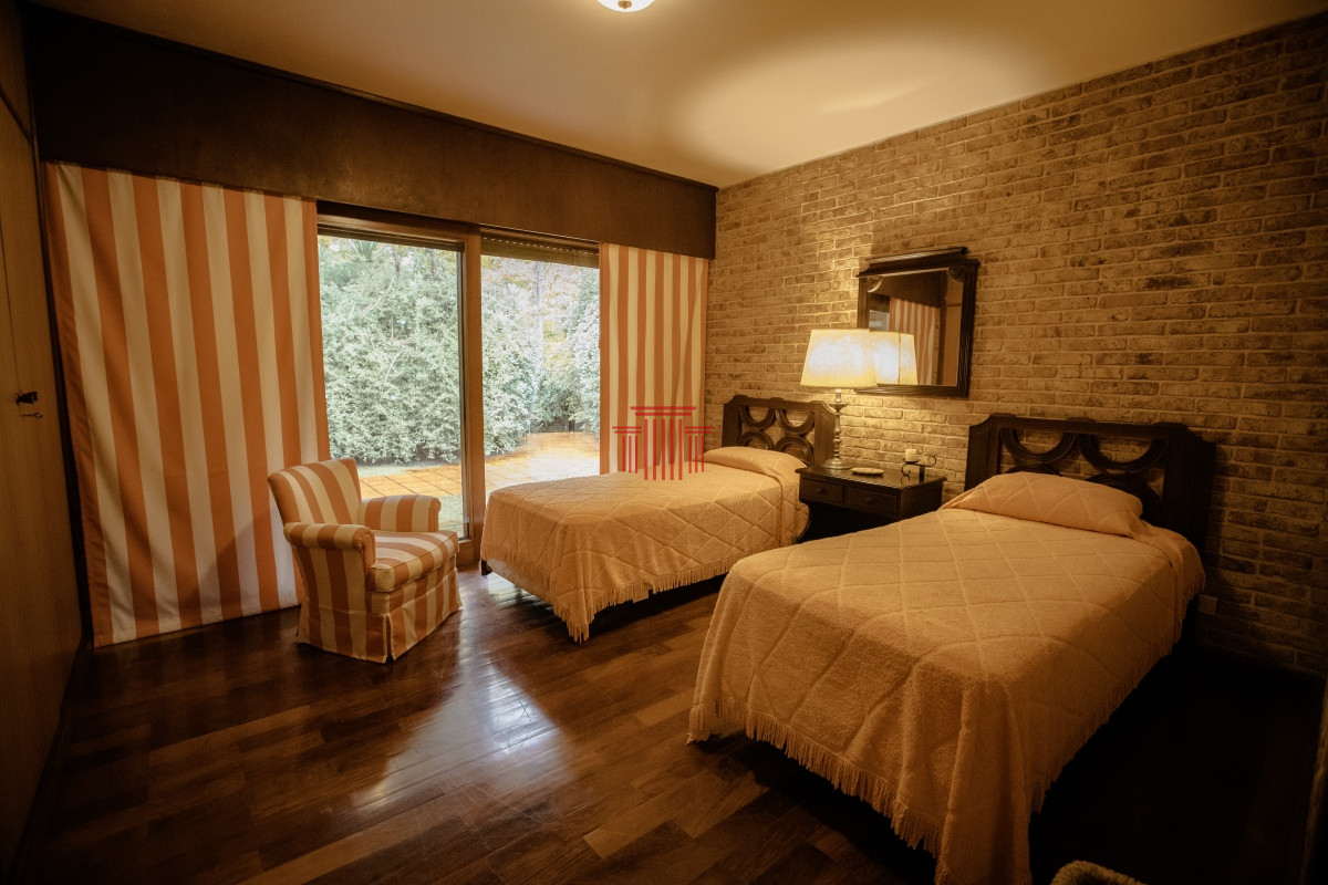 Casa ID.13990 - casa en venta 4 dormitorios punta del este 