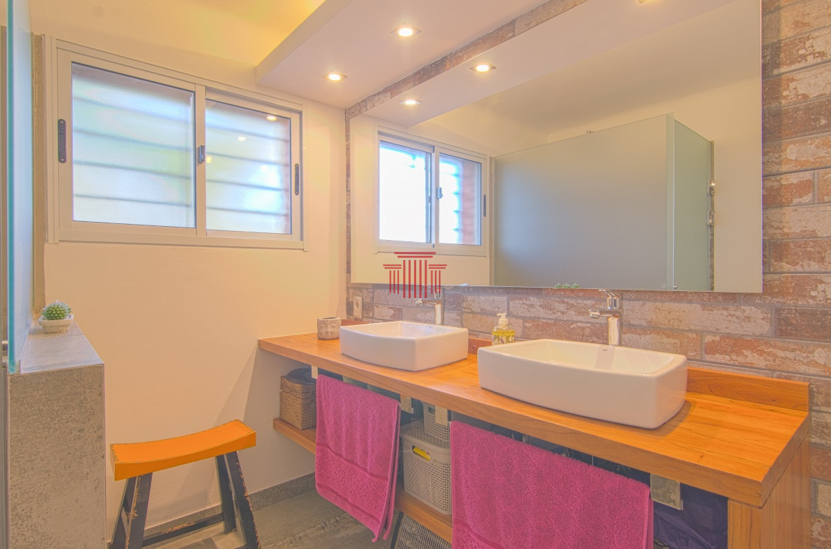 Casa ID.11026 - Casa en Punta del Este , Peninsula a Mtrs del Puerto 