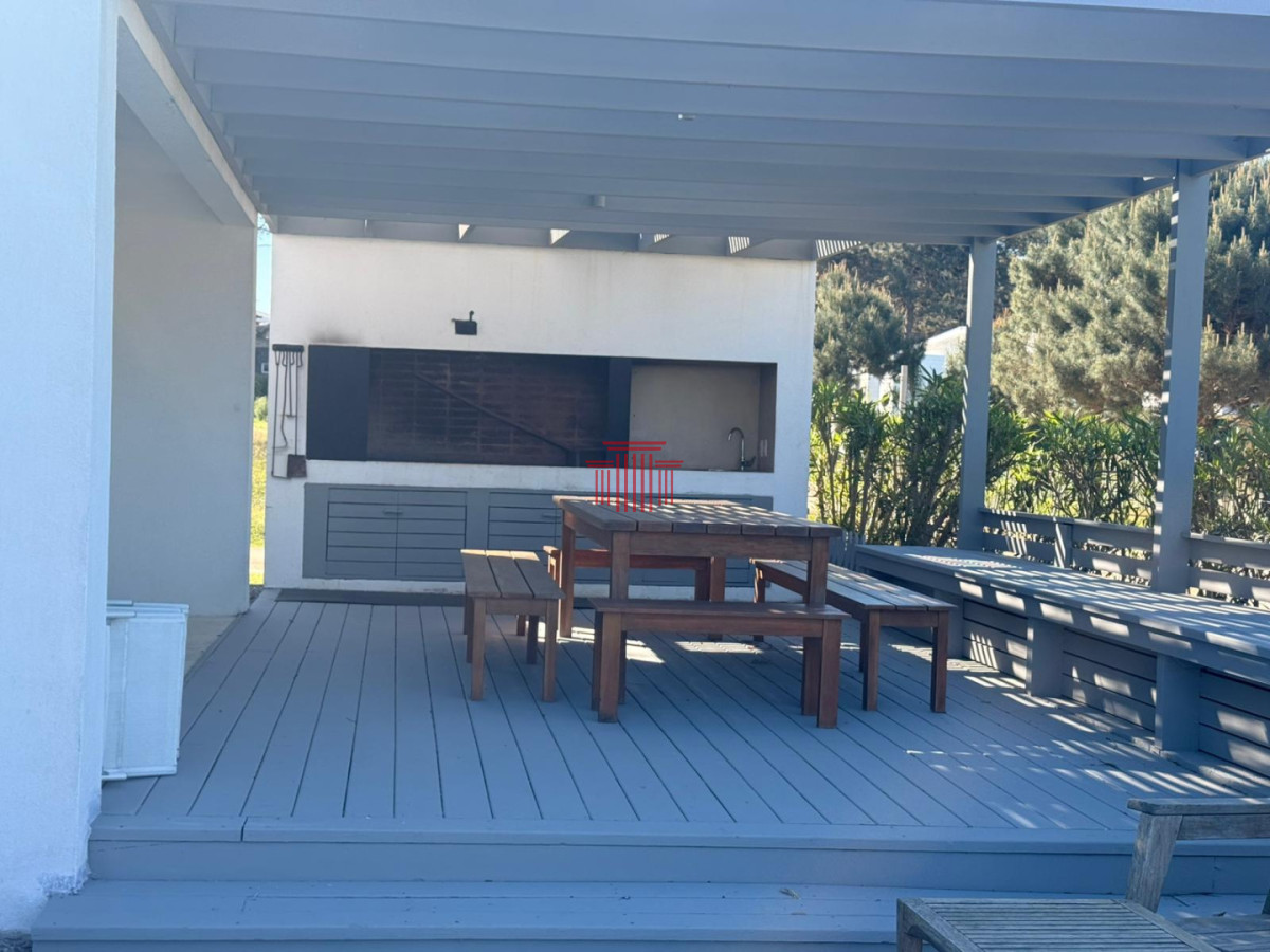 Casa ID.13090 - Casa en Jose Ignacio  , barrio privado 