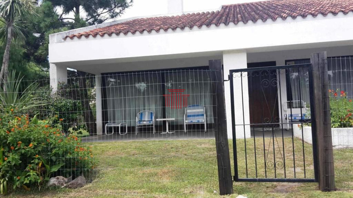 Casa ID.11881 - Casa en Punta Del Este ,playa mansa.