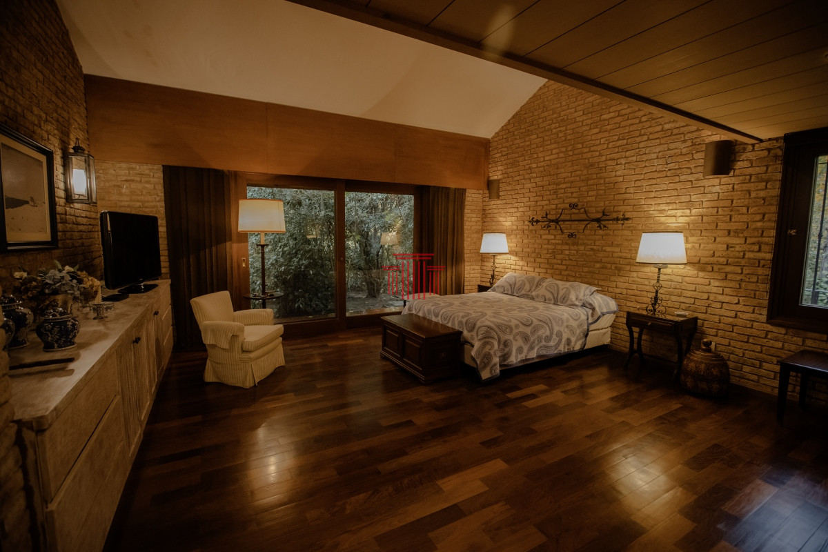 Casa ID.13990 - casa en venta 4 dormitorios punta del este 