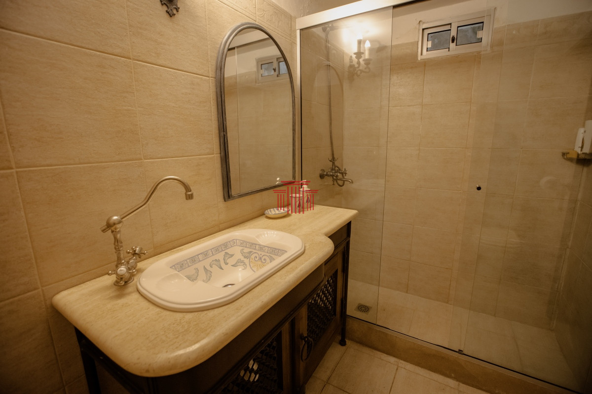 Casa ID.13990 - casa en venta 4 dormitorios punta del este 