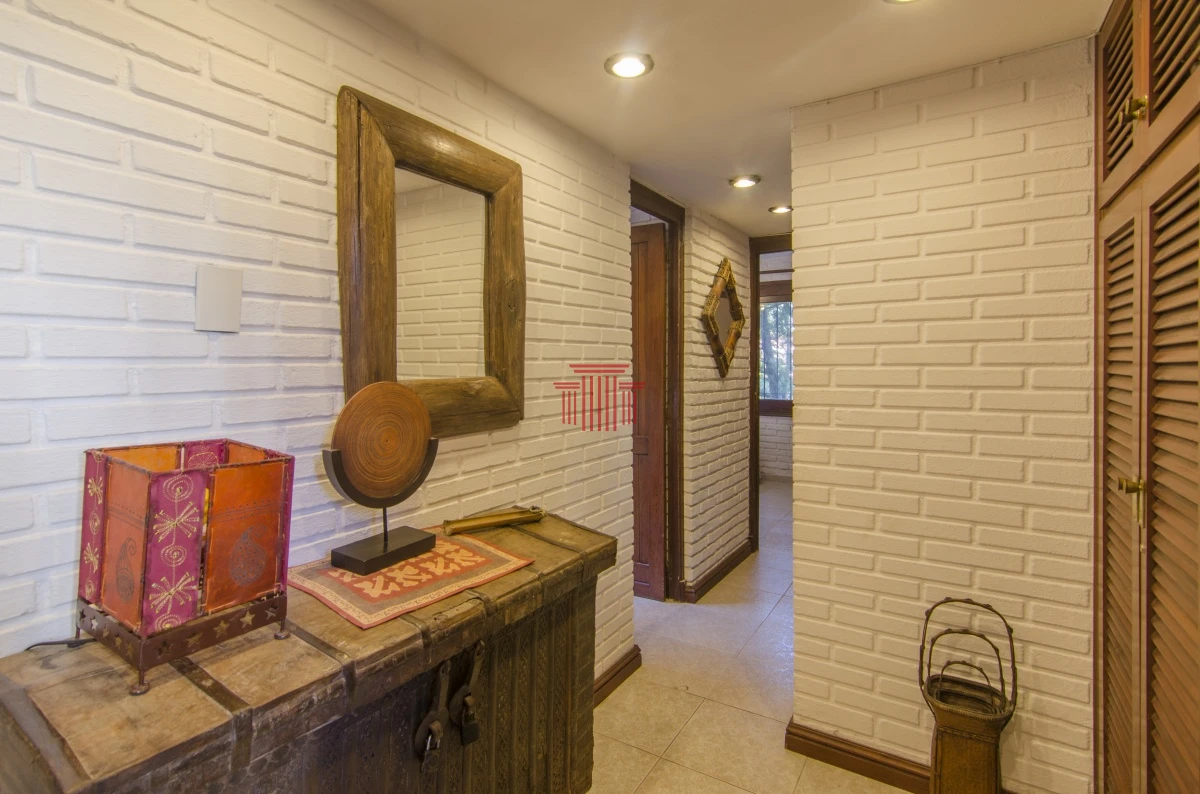 Casa ID.11882 - Casa en venta, zona Playa Mansa, Punta del Este 