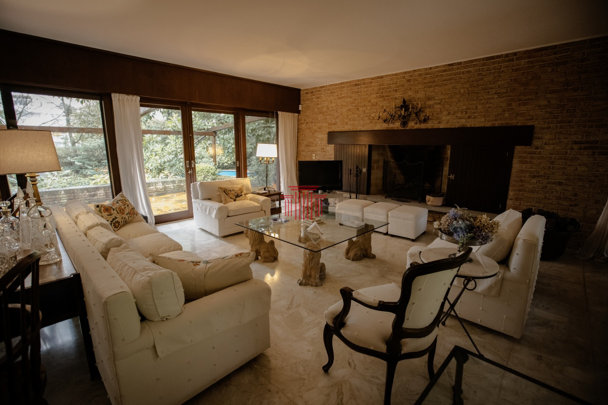 Casa ID.13990 - casa en venta 4 dormitorios punta del este 