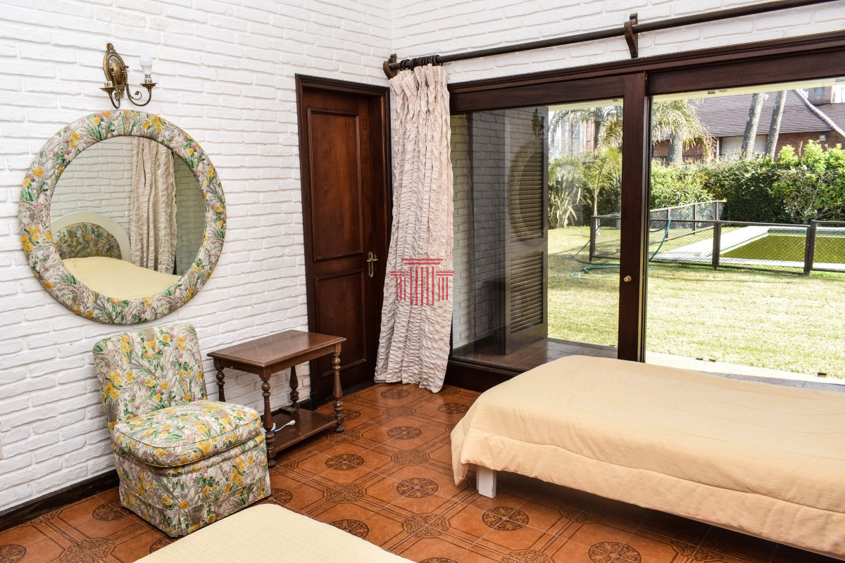 Casa ID.11721 - Casa en Punta del  Este , Playa Mansa 