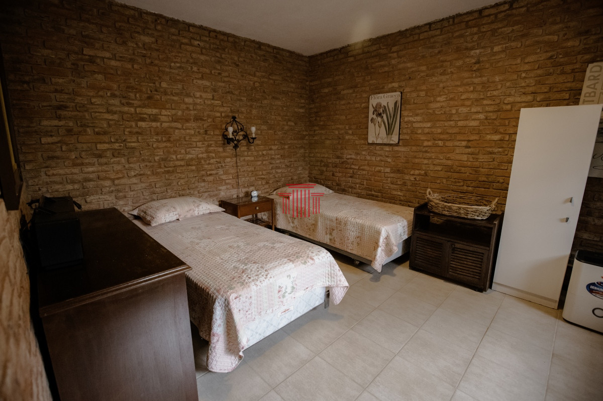 Casa ID.13990 - casa en venta 4 dormitorios punta del este 
