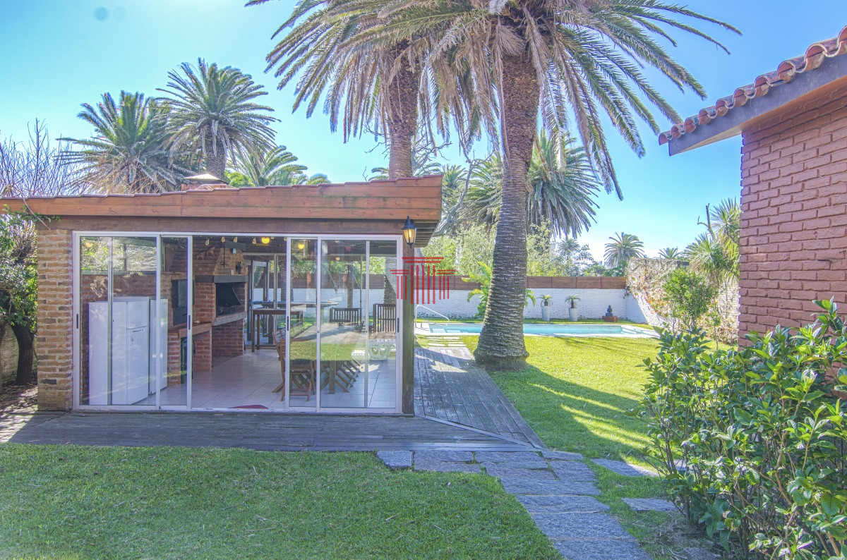 Casa ID.11026 - Casa en Punta del Este , Peninsula a Mtrs del Puerto 