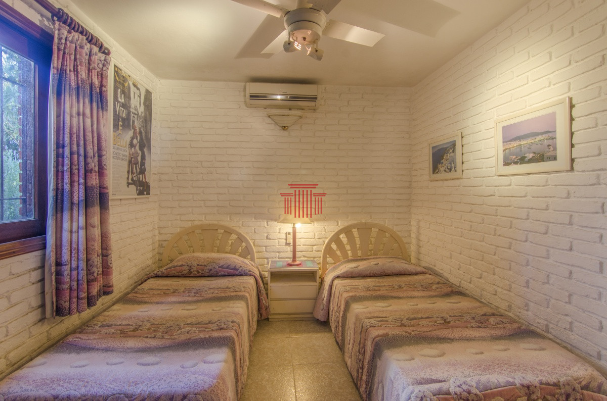 Apartamento ID.11882 - Casa en venta, zona Playa Mansa, Punta del Este 