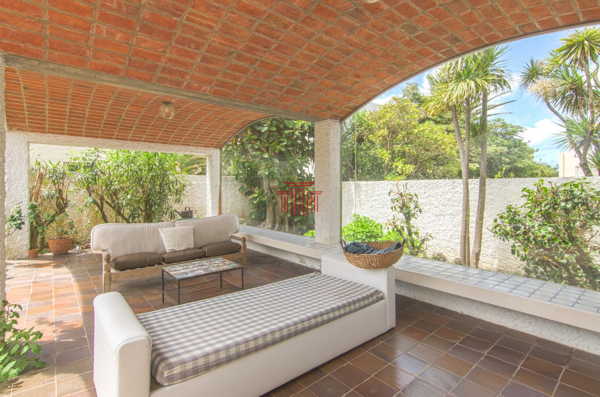 Apartamento ID.11923 - Casa en venta península, Punta del Este