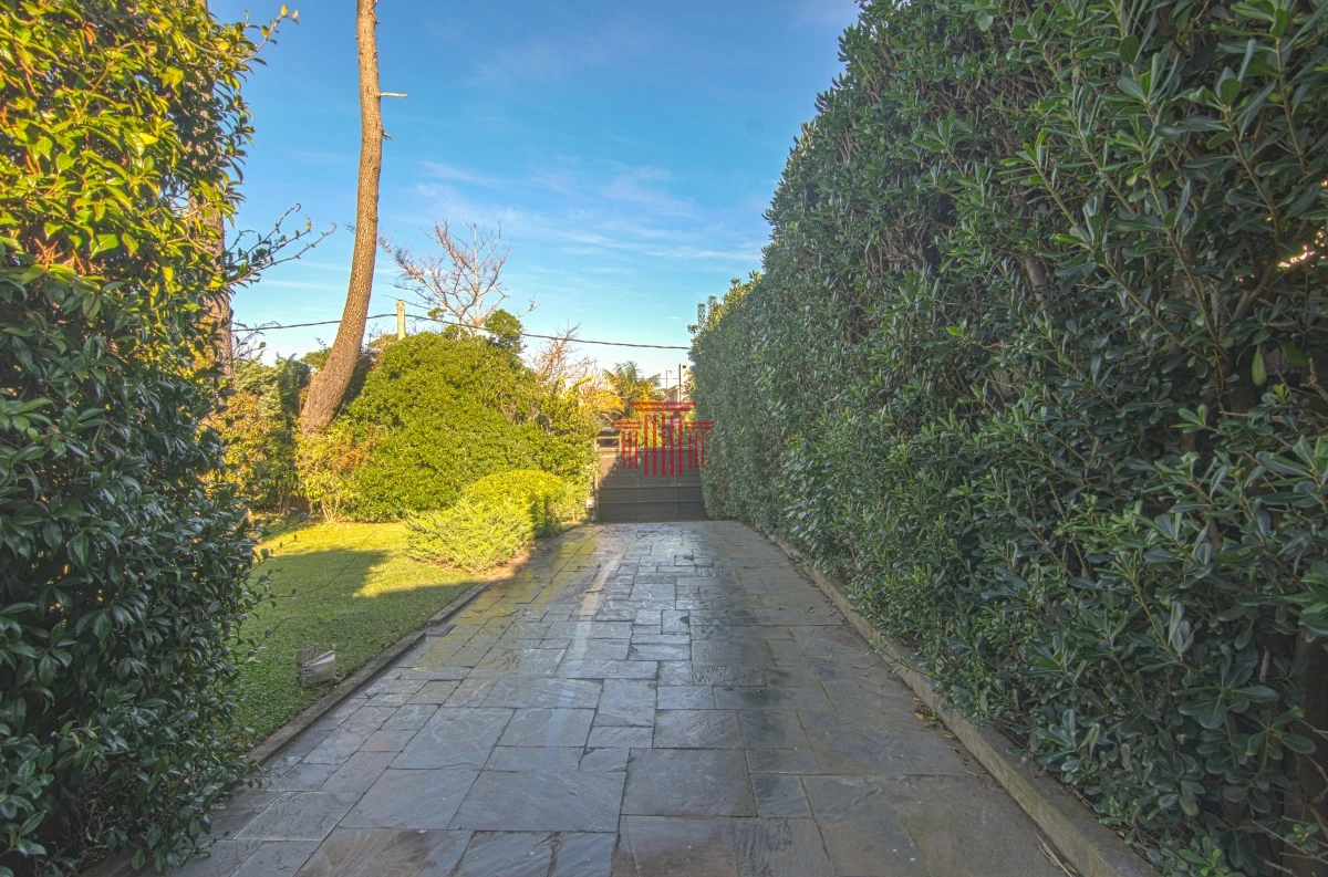 Casa ID.11882 - Casa en venta, zona Playa Mansa, Punta del Este 