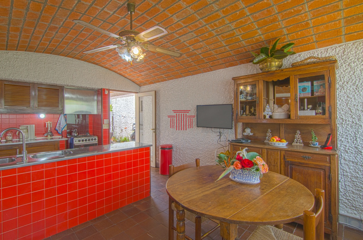 Apartamento ID.11923 - Casa en venta península, Punta del Este