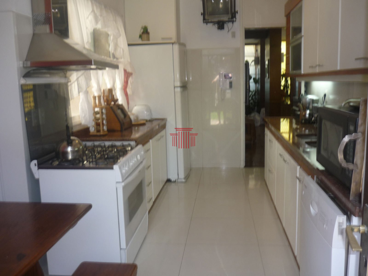 Apartamento ID.11695 - Casa en venta, próxima a playa mansa, Punta del Este