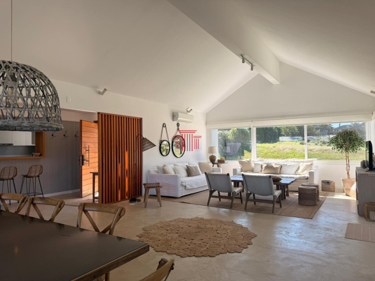 Casa ID.13090 - Casa en Jose Ignacio  , barrio privado 