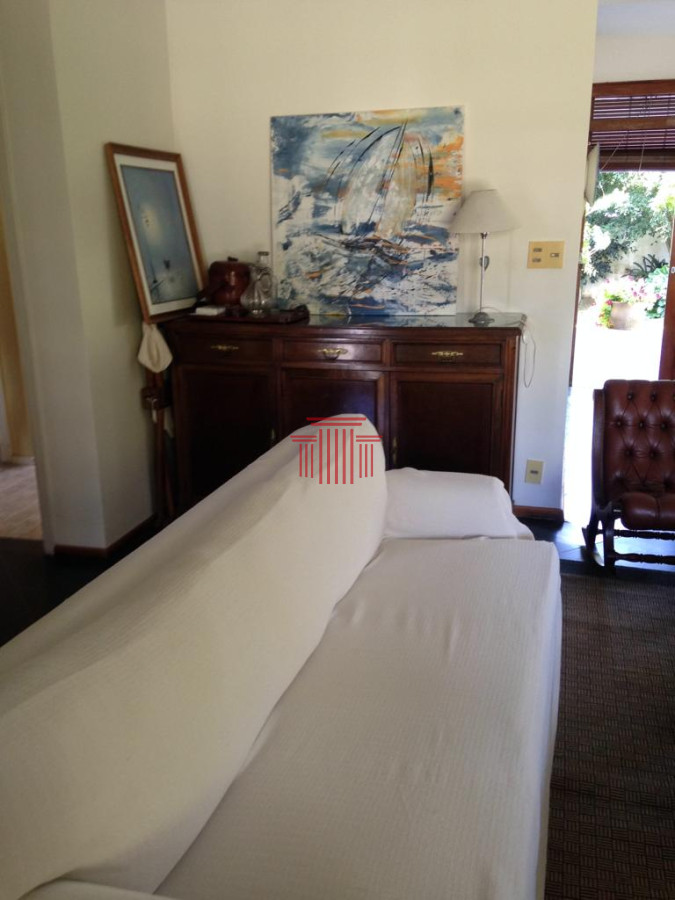 Casa ID.11367 - Casa en venta, Punta del Este, zona comercial