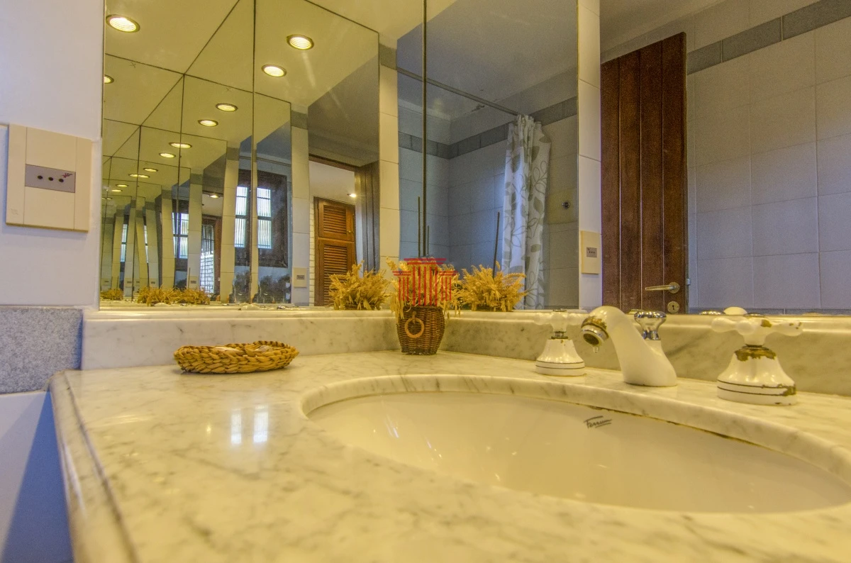 Casa ID.11882 - Casa en venta, zona Playa Mansa, Punta del Este 