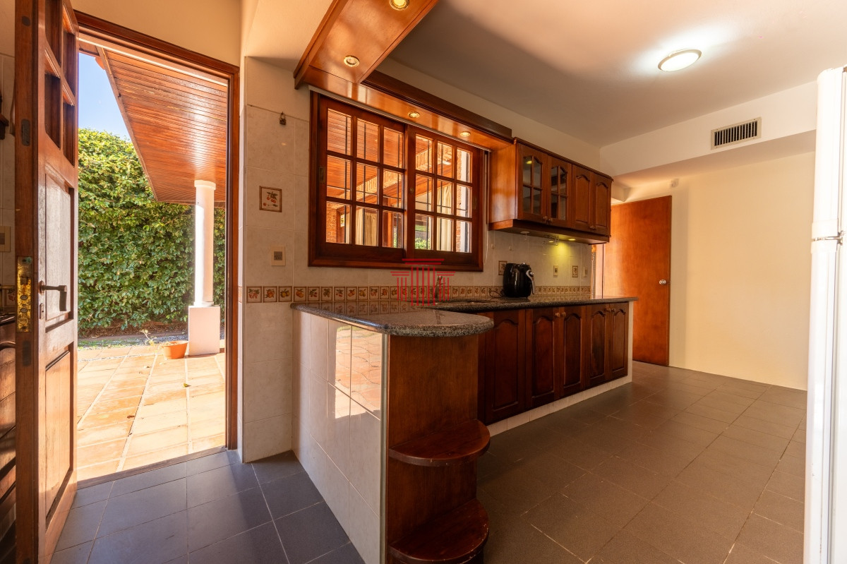 Casa ID.13151 - Casa en Alquiler, playa mansa Punta del Este