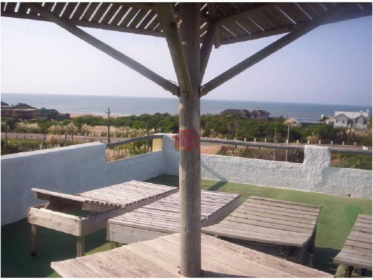 Casa ID.11738 - Casa en venta en La Barra, Punta del Este