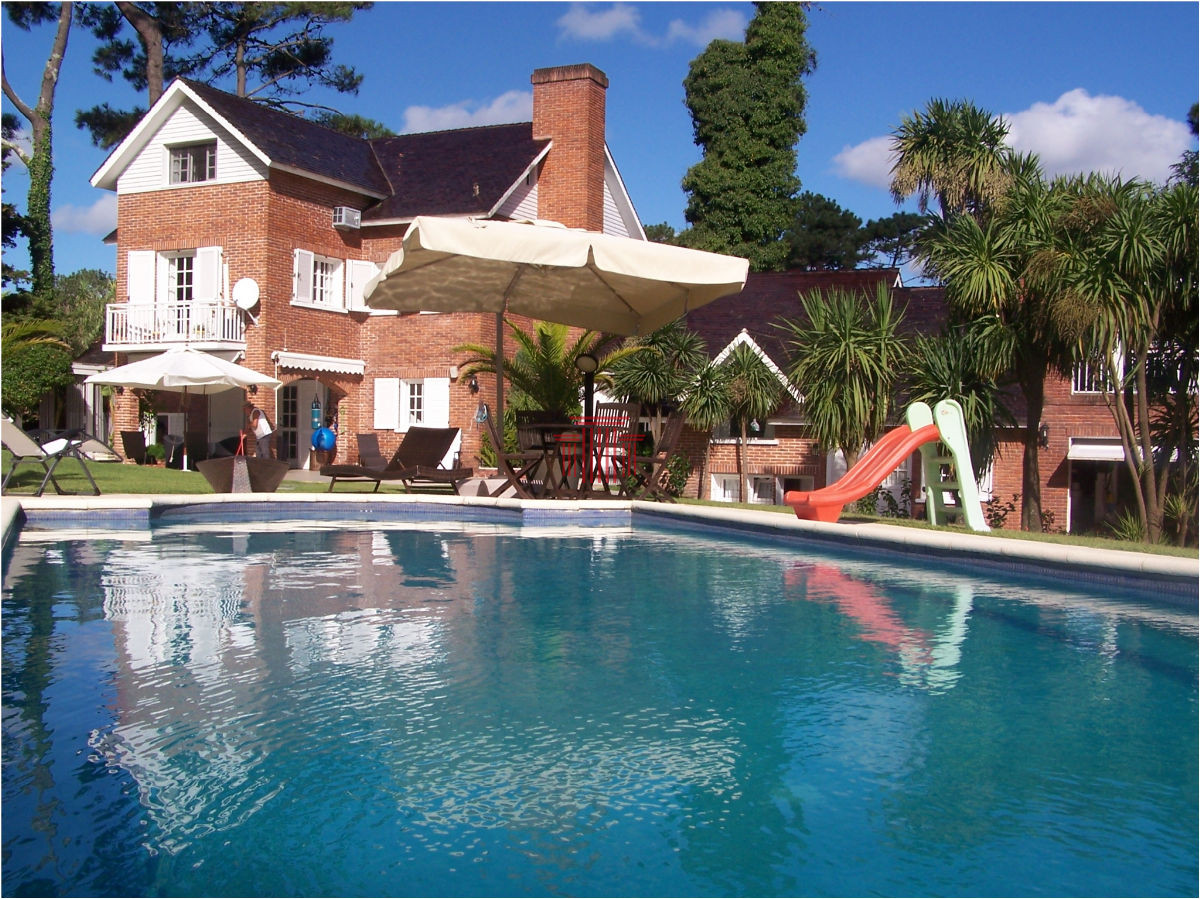 Casa ID.11933 - Espectacular casa en venta, Playa Mansa, Punta del Este