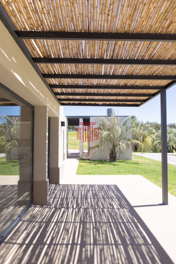 Casa ID.14006 - GRAN OPORTUNIDAD! Casa en venta  Manantiales
