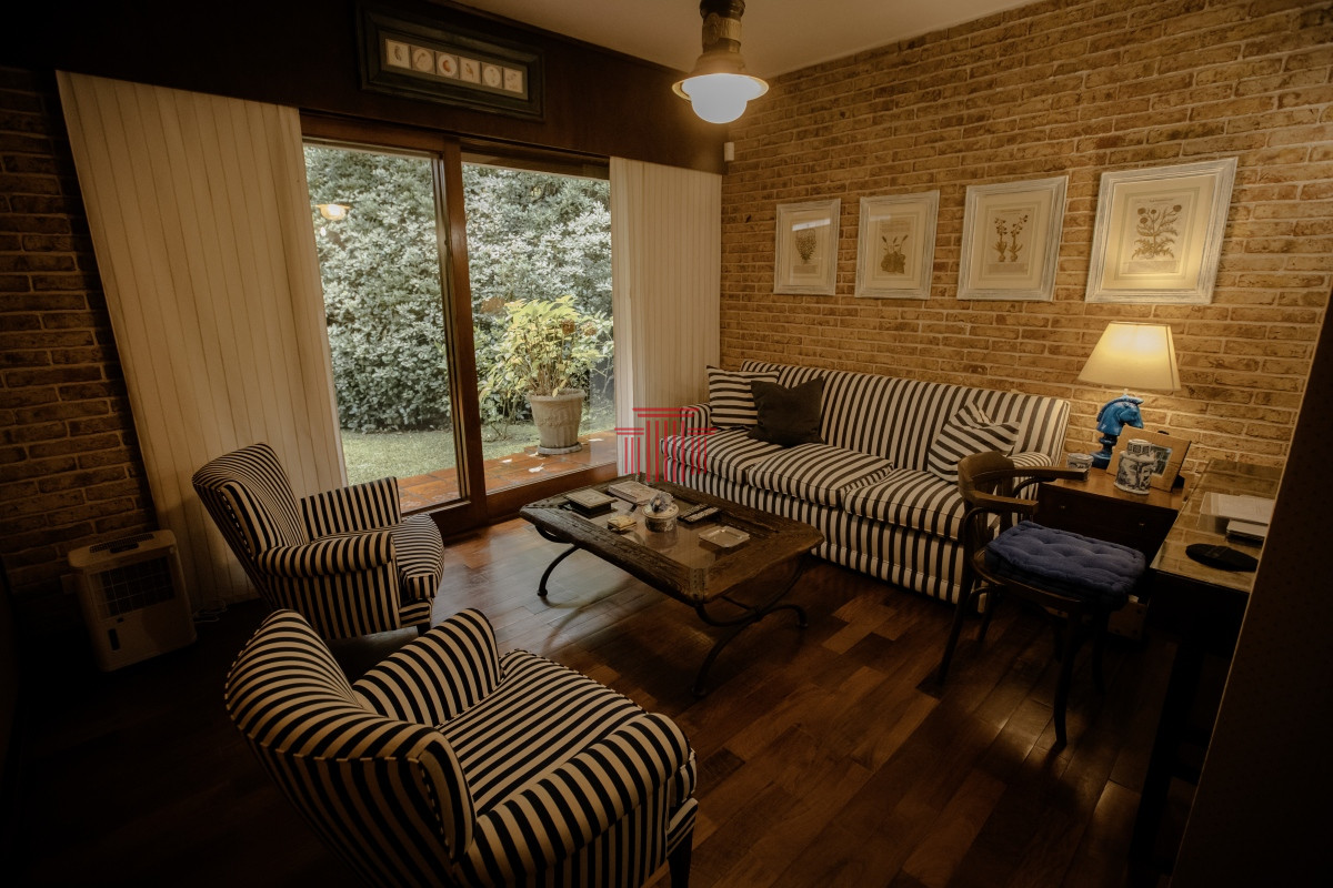 Casa ID.13990 - casa en venta 4 dormitorios punta del este 