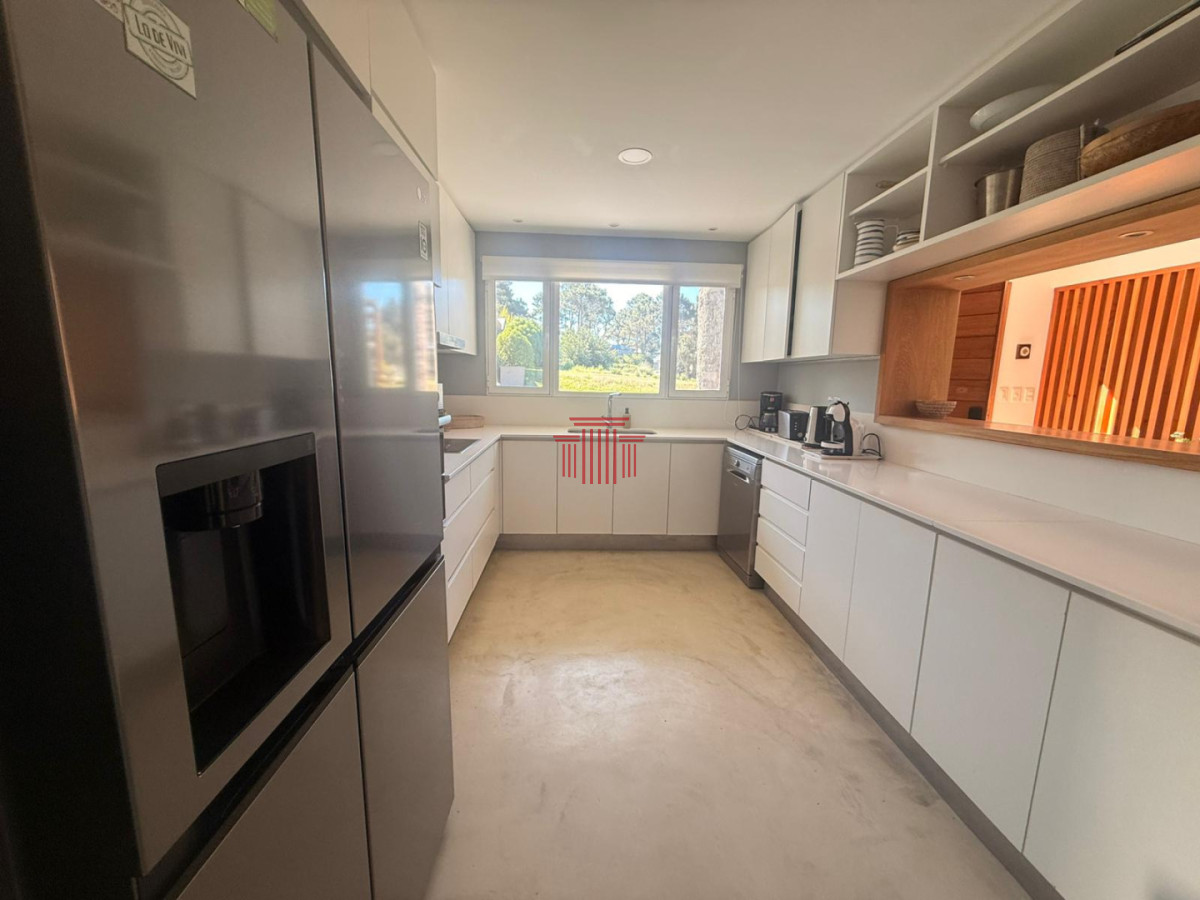 Casa ID.13090 - Casa en Jose Ignacio  , barrio privado 