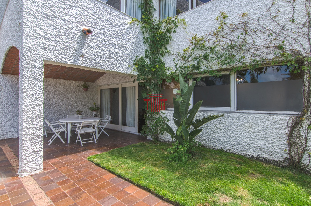 Apartamento ID.11923 - Casa en venta península, Punta del Este
