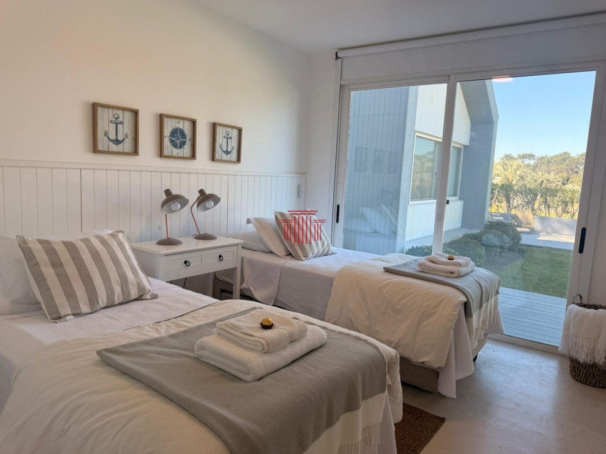 Casa ID.13090 - Casa en Jose Ignacio  , barrio privado 