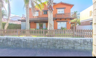 Casa en Punta del Este , Peninsula a Mtrs del Puerto