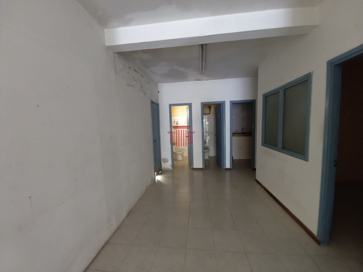 Local Comercial ID.12729 - Local en centro de Maldonado en alquiler