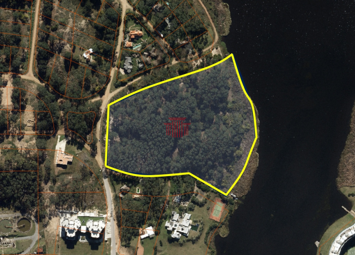 Terreno ID.12143 - TERRENO EN PUNTA DEL ESTE , LAGUNA DEL DIARIO .