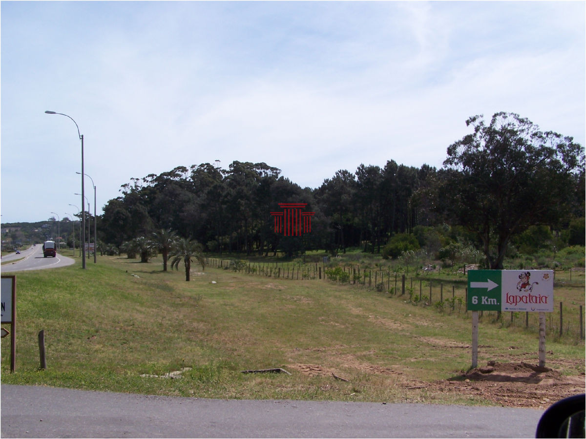 Apartamento ID.14005 - Lote en Inmejorable Ubicación - Piedra del Chileno - A 250 metros del mar
