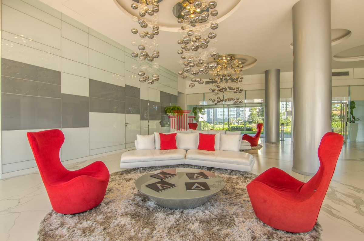Apartamento ID.13300 - Apartamento en Punta del Este , playa Mansa, 2 dormitorios