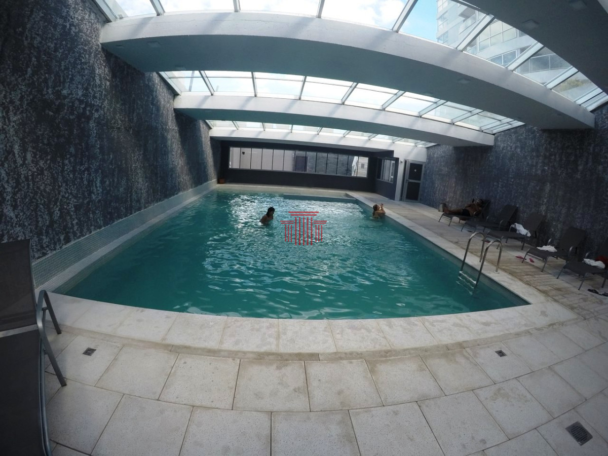 Apartamento ID.13081 - Apartamento en Punta del Este  , playa brava