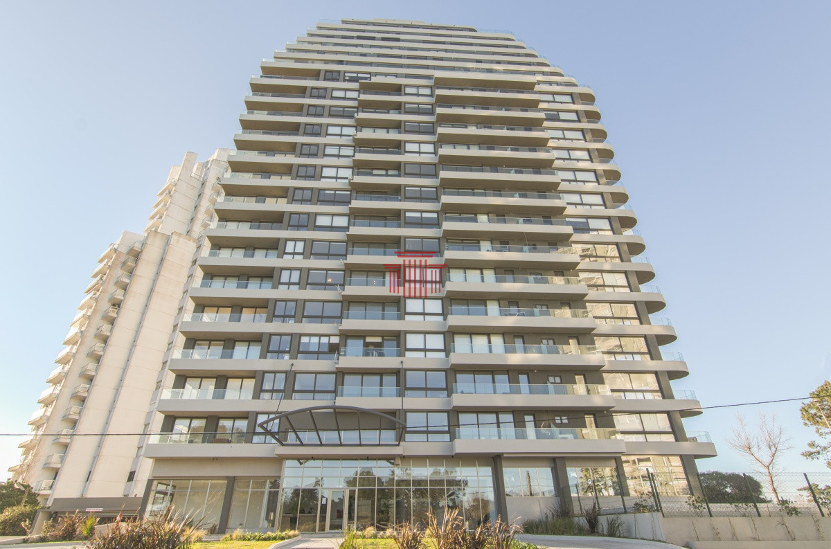 Apartamento ID.13446 - Apartamento en Punta del Este , Avda Roosevelt 