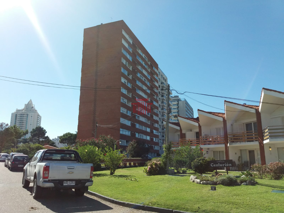 Apartamento ID.13225 - Apartamento en venta, Punta del Este