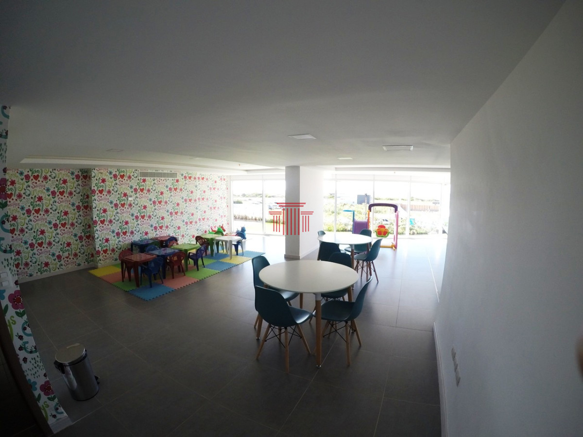 Apartamento ID.13081 - Apartamento en Punta del Este  , playa brava