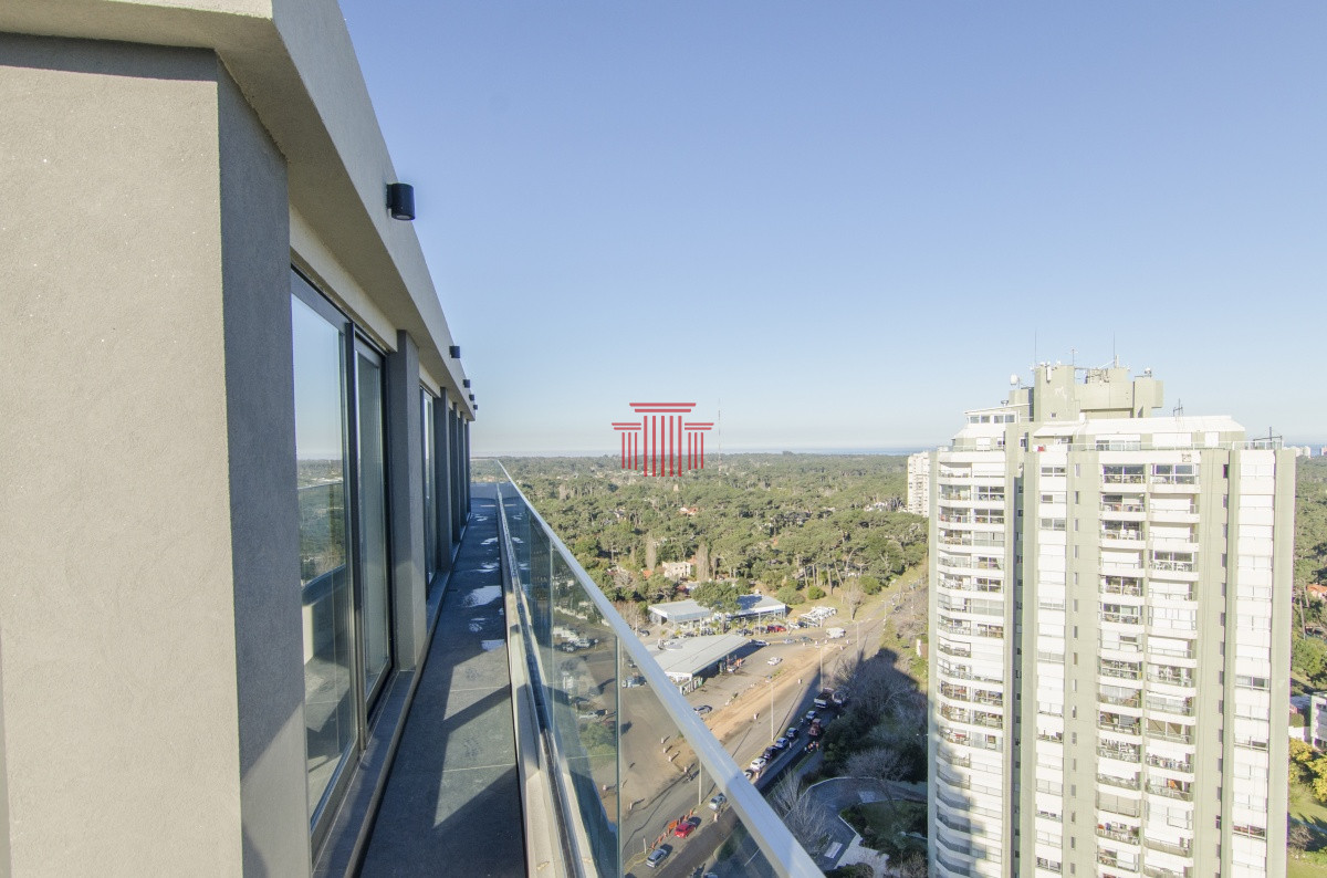 Apartamento ID.13446 - Apartamento en Punta del Este , Avda Roosevelt 